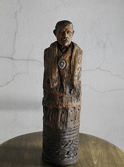 Where I am Today (2023) - Ceramic Terracotta with Oxides and Inlaid  Pewter, Height 24cm, £250